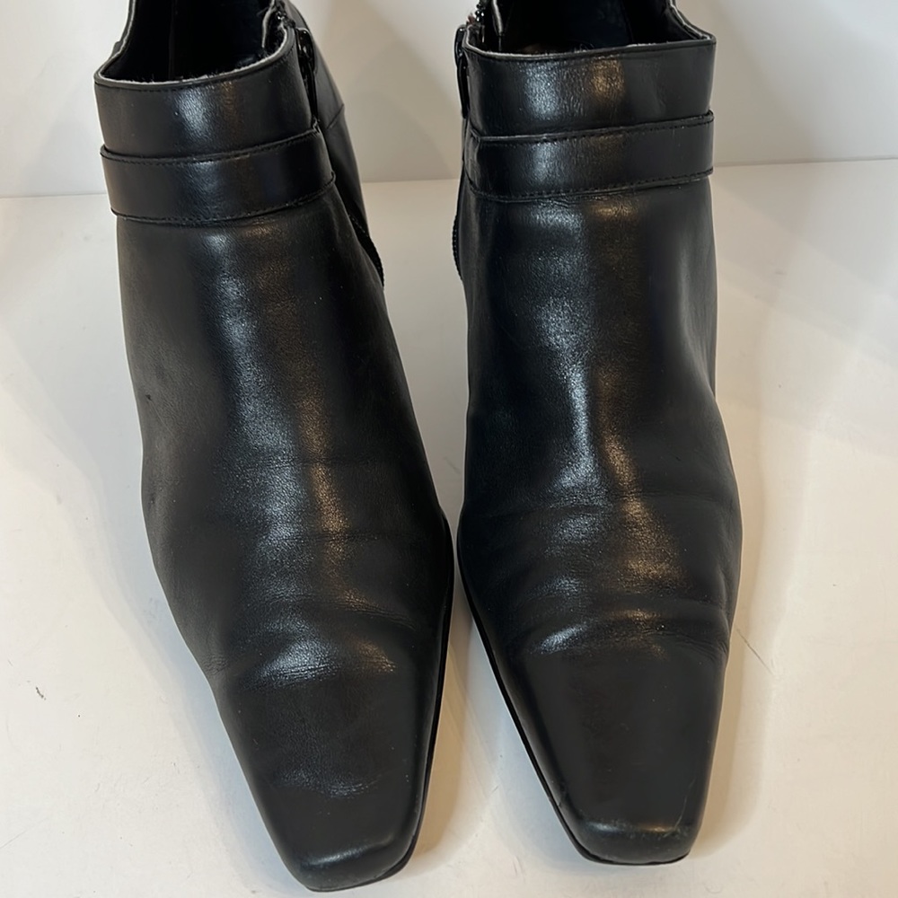 APOSTROPHE FONDA BLACK LEATHER SQUARE TOE ANKLE BOOT SZ 11 - Picture 2 of 16
